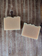 Load image into Gallery viewer, Lemongrass Lavender Goat Milk Soap